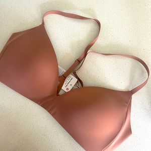 Lululemon Take Shape Bra NWT- 36 B